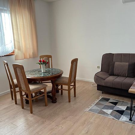 Cheap House Near The Center Of The City Мостар Экстерьер фото