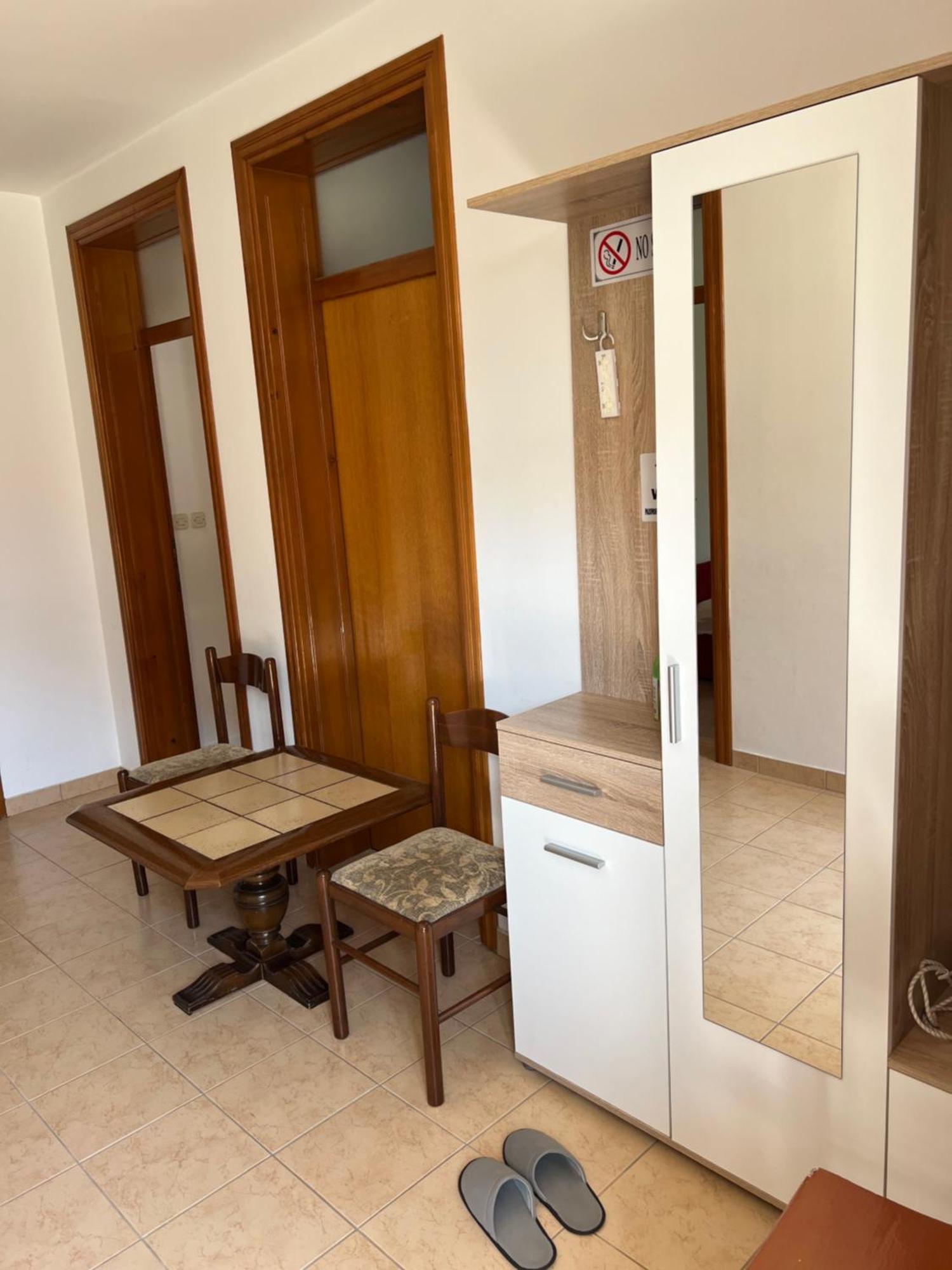 Cheap House Near The Center Of The City Мостар Экстерьер фото